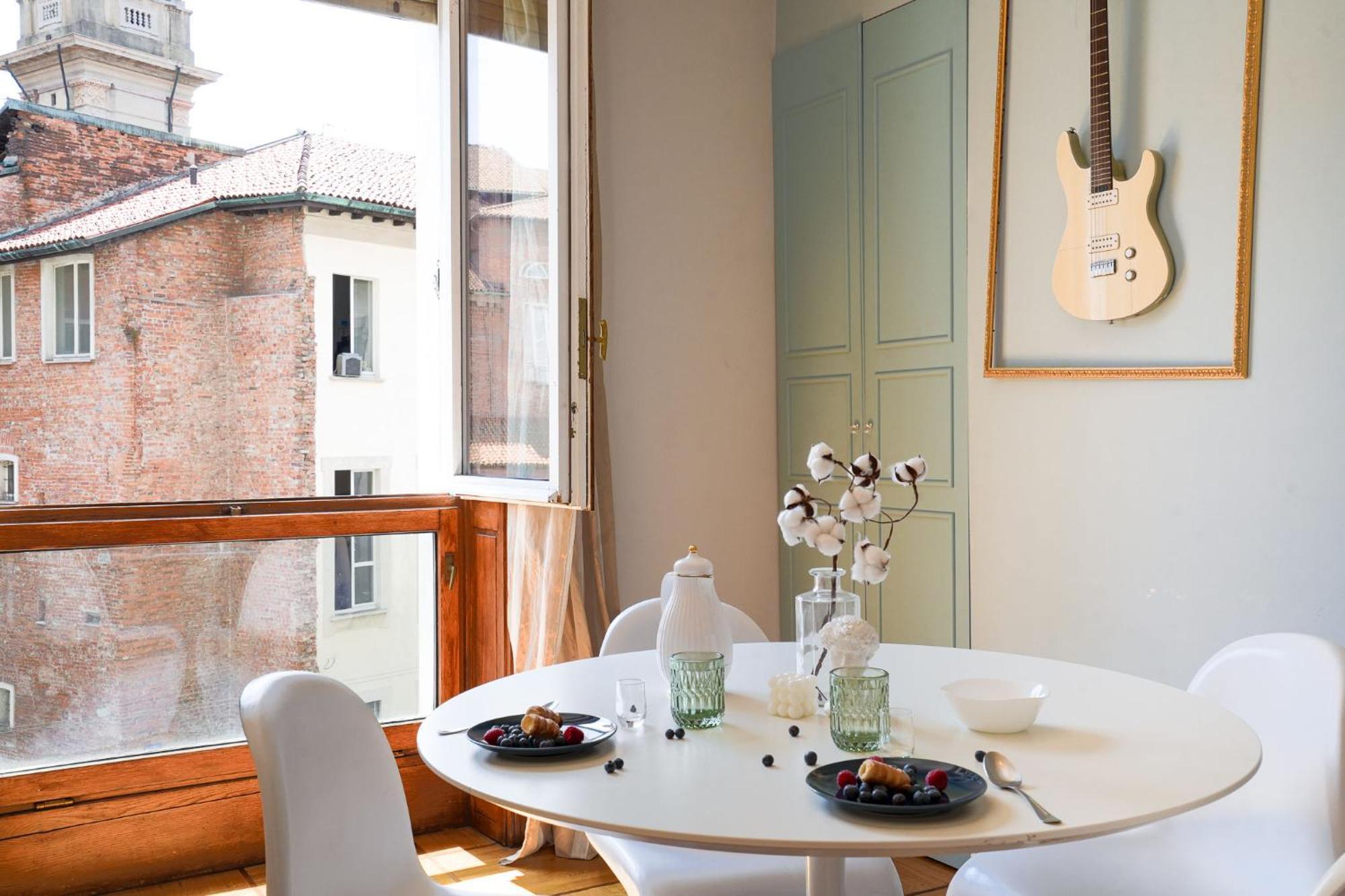 Duomo Center Apartment Milan Exterior photo